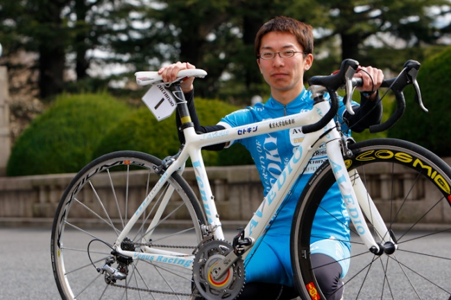 シリーズチャンピオンの西薗良太(東京大学): photo:Hideaki.TAKAGI シリーズチャンピオンの西薗良太(東京大学): photo:Hideaki.TAKAGI