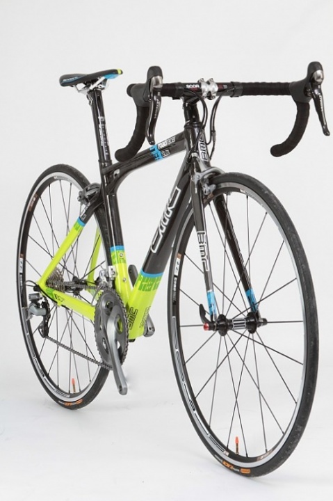 BMC ロードレーサーSL01: (c)Makoto.AYANO/cyclowired.jp BMC ロードレーサーSL01: (c)Makoto.AYANO/cyclowired.jp