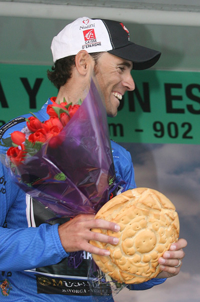 ポイント、山岳、コンビネーションの三賞を獲得したアレハンドロ・バルベルデ（スペイン、ケースデパーニュ）