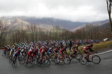 バスク地方の山岳地帯を舞台に開催される