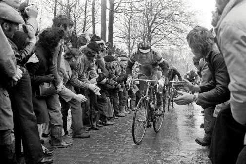 ケンメルベルグを上るエディ・メルクス（1967・70・73年優勝）