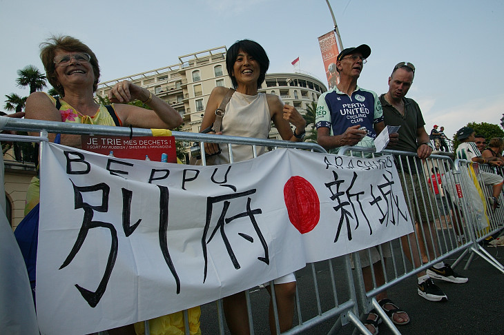 沿道には日本人の応援も沢山！