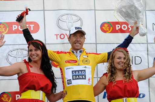 ステージ優勝を飾ったニキ・セレンセン（デンマーク、サクソバンク）がリーダージャージ獲得