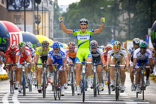 集団スプリントでプロ初勝利を飾ったジャコポ・グアルニエーリ（イタリア、リクイガス）