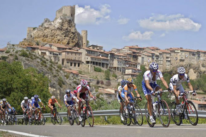 第1ステージ、スペイン北部のカスティーリャ・イ・レオン州を駆け抜ける