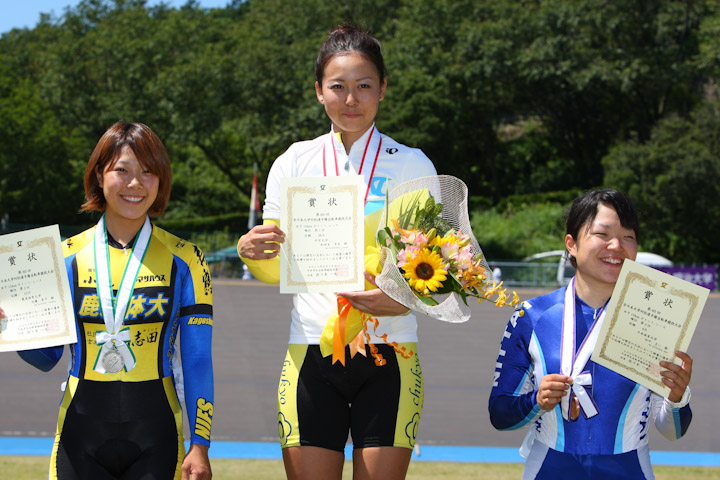 女子ポイントレース表彰