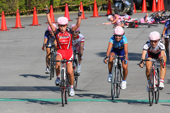FR CHISAKO(UTSUNOMIYA BLITZEN FR)が優勝