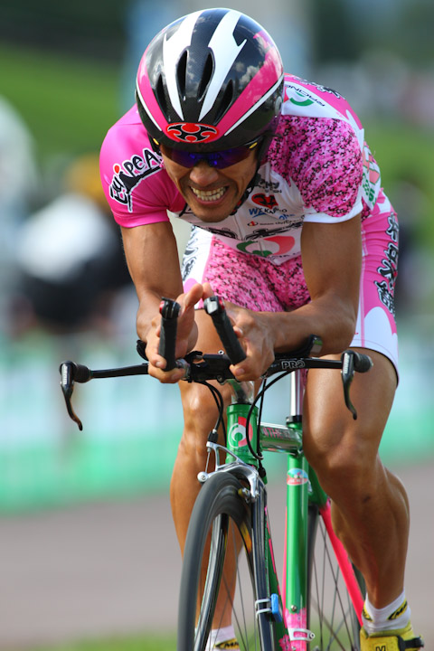 個人TT 1位の宮澤崇史(EQA・梅丹本舗・グラファイトデザイン)