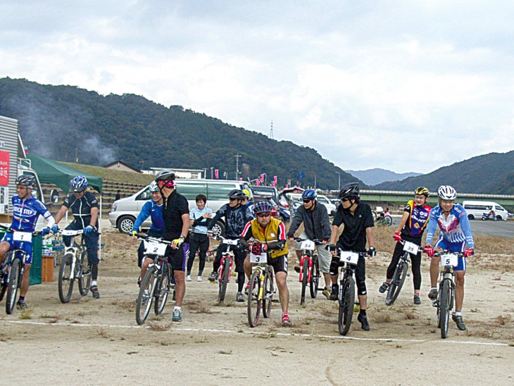 雲南MTB耐久レースはイージーコースの2時間耐久だ