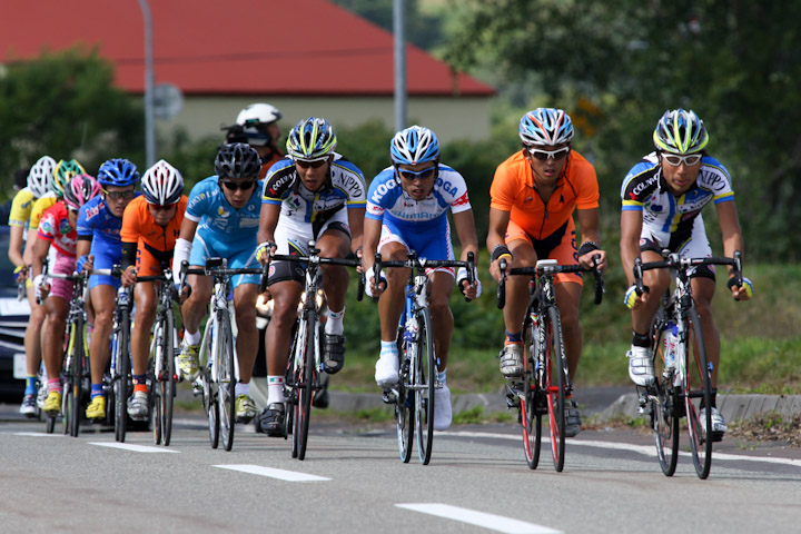 70km地点　逃げる10人