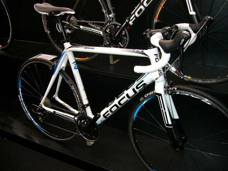 カラーリング一新!中級モデルのCAYO