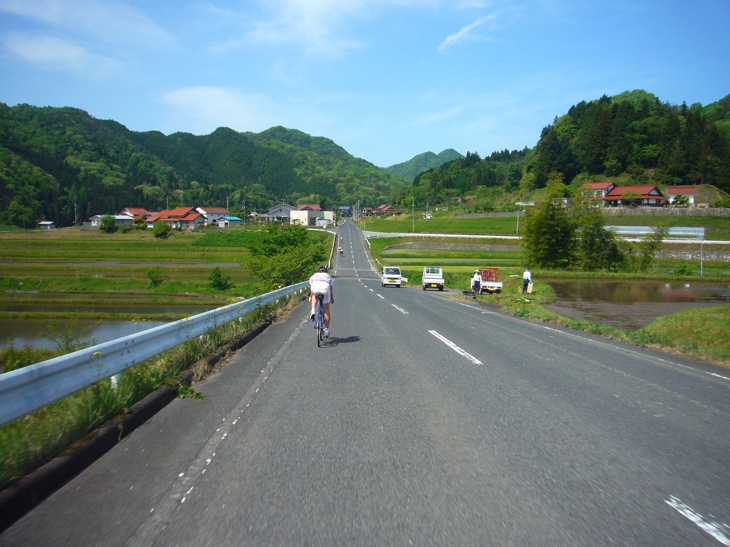 ずどーんと抜ける道