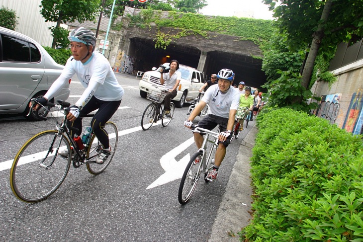 谷垣禎一議員も走る