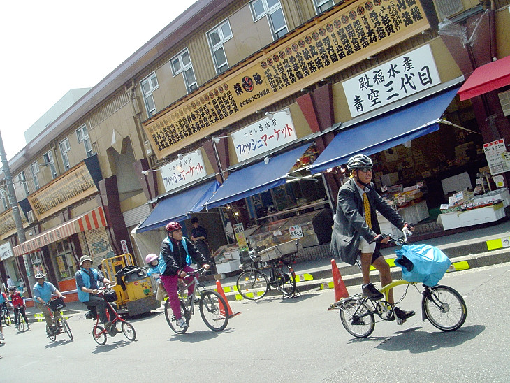 築地市場へ　思わず観光モードです