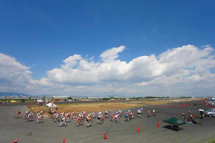 快晴の舞洲スポーツアイランド内特設コース