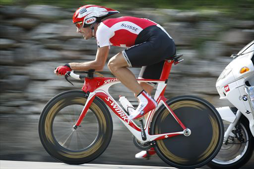 圧倒的な走りで2009年ロード世界選手権TTを制したファビアン・カンチェラーラ（スイス）
