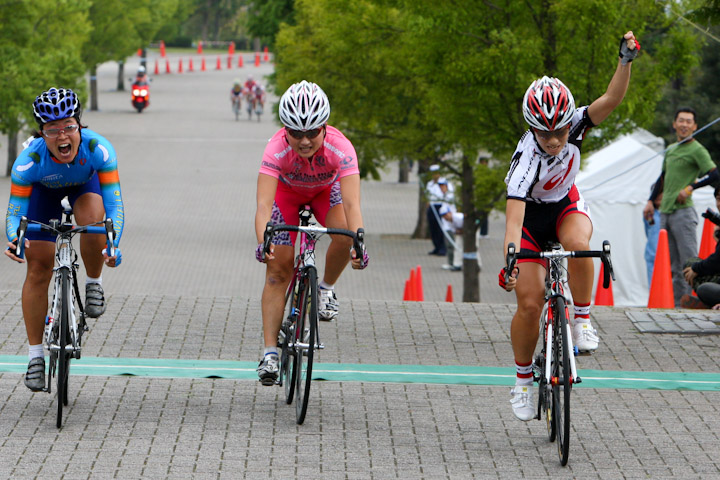 FRクリテリウム ゴールポイントは森田正美(チームブリヂストン・アンカーFR)が取って総合優勝