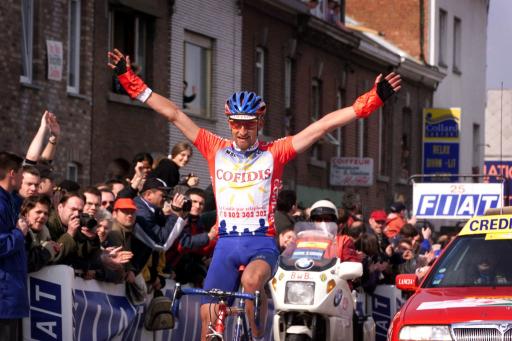 1999年のリエージュ〜バストーニュ〜リエージュで優勝したファンデンブルック