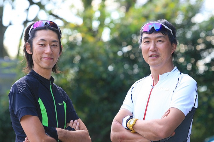今回のインプレライダー、吉本司氏（写真左）と仲沢隆氏