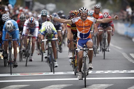 2010年ミラノ〜サンレモ　圧倒的なスプリントで優勝したオスカル・フレイレ（スペイン、ラボバンク）