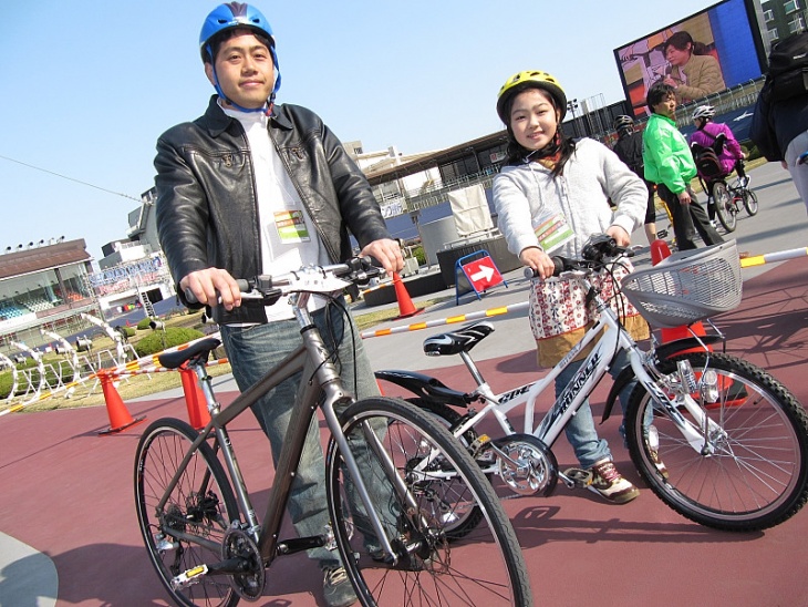 娘の自転車選びも目的です