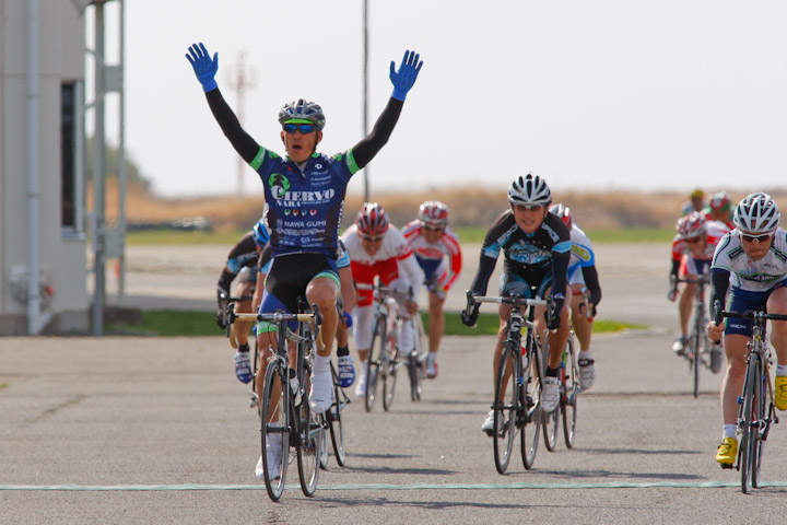 BR-1決勝 辻貴光(CIERVO NARA PROCYCLINGTEAM)が優勝