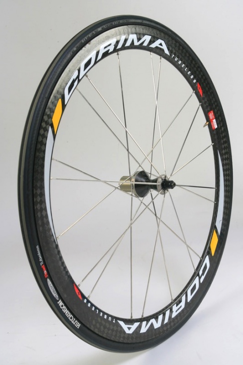 CARBON AERO TUBELESS WHEEL 　リア