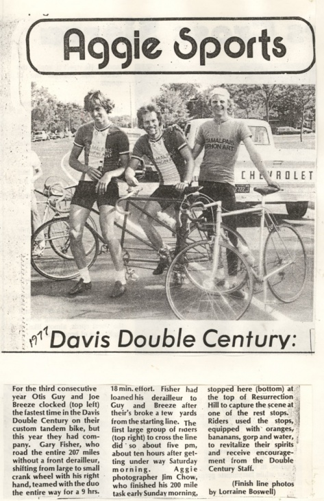 1977年　ダブルセンチュリーに挑戦したゲイリー・フィッシャー（右）。207マイルを9時間18分で走った。左はタンデムで参加したジョー・ブリーズ（MTBの生みの親のひとり）