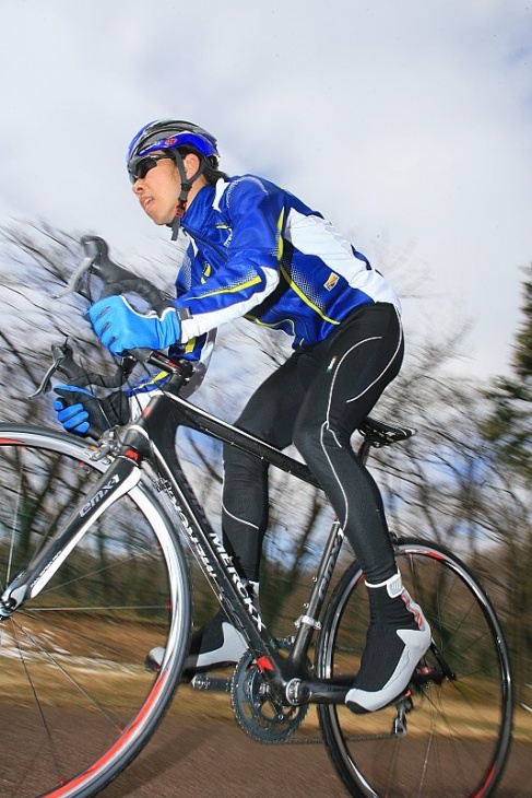 「レースにも使える基本性能の高さと安定感がある」 鈴木 祐一(Rise Ride)