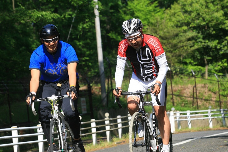 悪路区間でやっぱり失速。だらしないオヤジです。