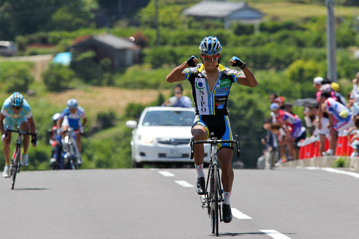 佐野淳哉（チームNIPPO）が優勝