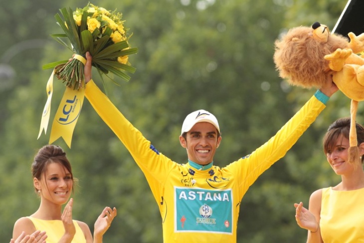 2010年ツール・ド・フランス　3度目の総合優勝に輝いたアルベルト・コンタドール（スペイン、当時アスタナ）