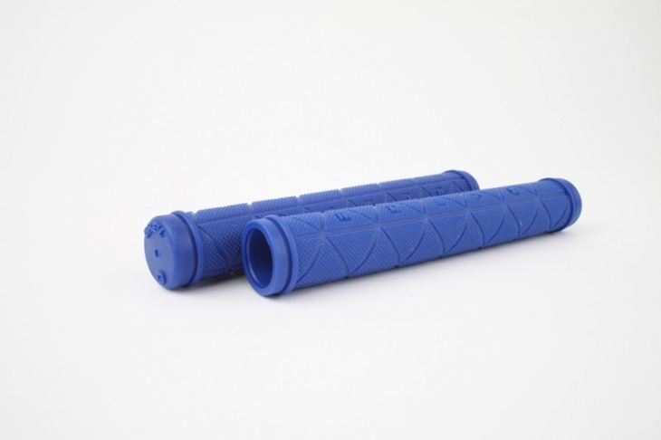 BREV.M TRACK GRIP ブルー