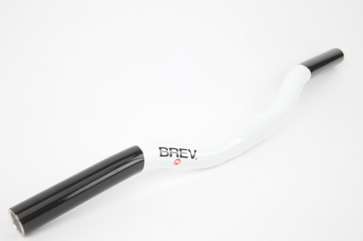 BREV.M RISER BAR 25.4　ホワイト