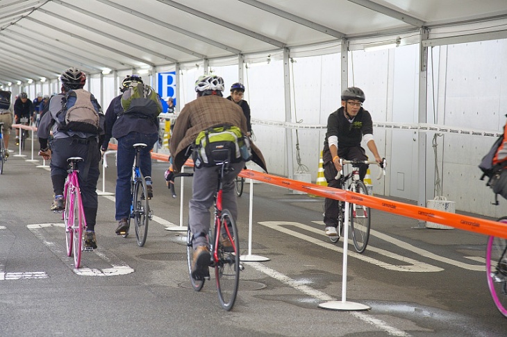 お目当てのバイクに実際に試乗ができるのがポイントだ