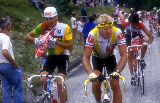 1986年ツール・ド・フランスでステファン・ロッシュ（アイルランド）と闘うローラン・フィニョン（フランス）