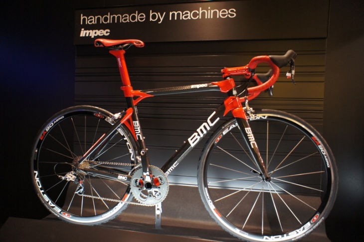 BMC impec ハンドメイドbyマシーン(機械による手造り)というキャッチフレーズ