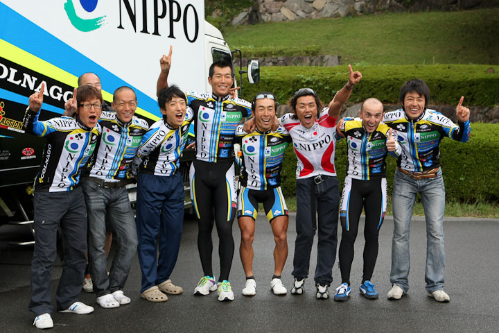 個人・団体ともに優勝で意気の上がるTEAM NIPPO