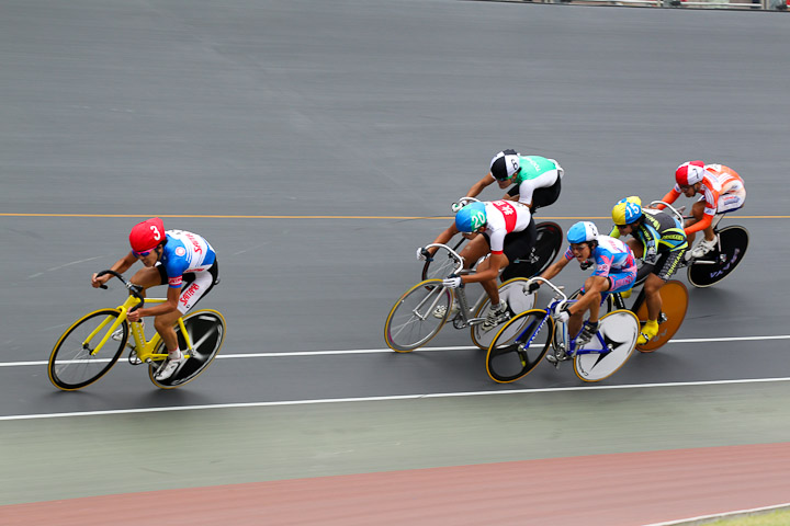 少年ポイントレース決勝 最終周回