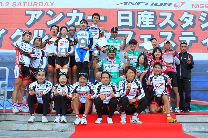 男女混成ロード部門で3位入賞。メタボ会長の存在感は優勝チームすら凌ぐ?