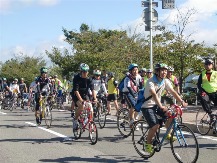 輪行で来て小径車で参加されている人も多かった