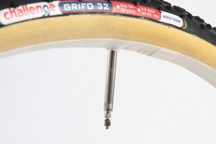 GRIFO 32のバルブはロング仕様