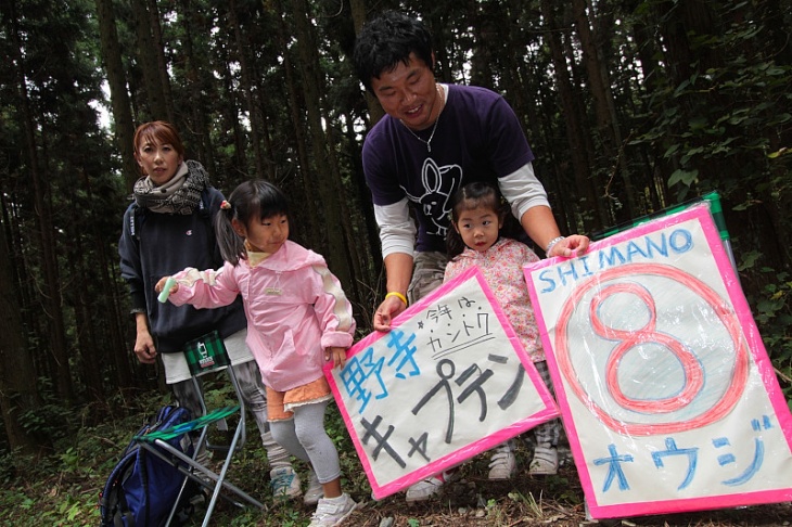 野寺監督とオレハチこと畑中勇介の可愛い応援団