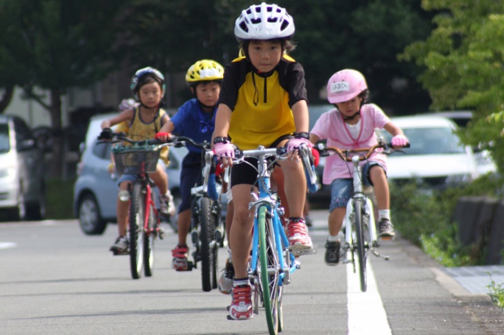 思いっきり自転車で遊べるスクールだ