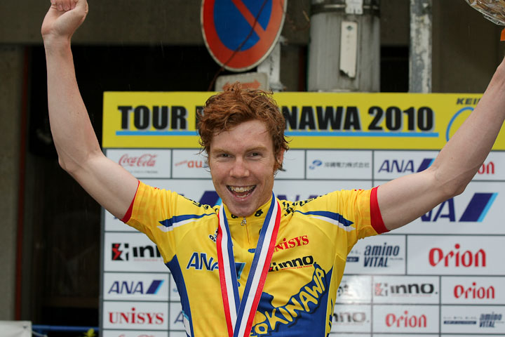 優勝のトーマス・パルマー(ドラパック・ポルシェ)