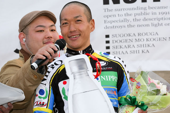 優勝の藤岡徹也（TEAM NIPPO）。ビッグレースで初優勝だ