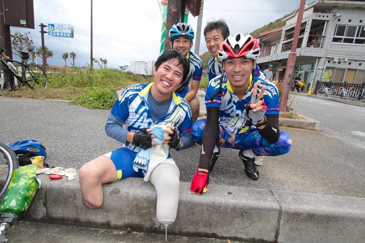 チーム八尾ロジックの仲間と本島一周を完走した