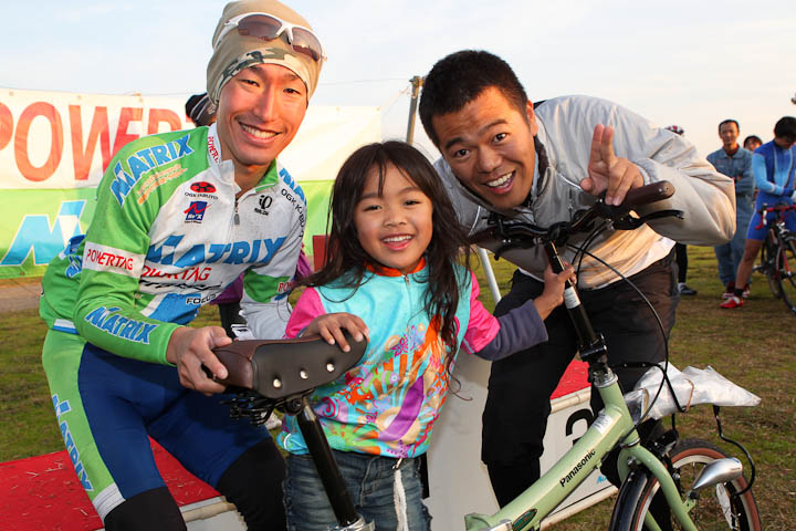 抽選会の賞品は自転車!