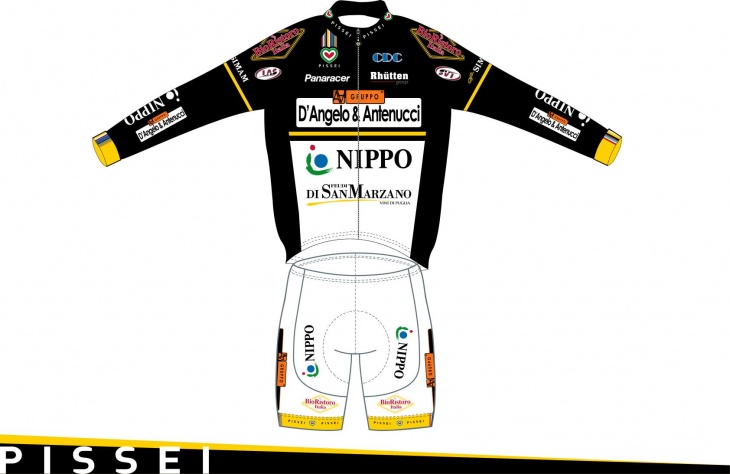 ダンジェロ&アンティヌッチィ・株式会社NIPPO チームジャージ