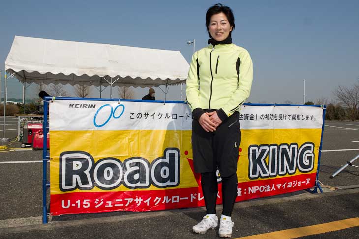 ゲストの森田正美さん。「15歳以下のレースを見たのは初めてですが、自転車の未来がすごく明るいように感じました」